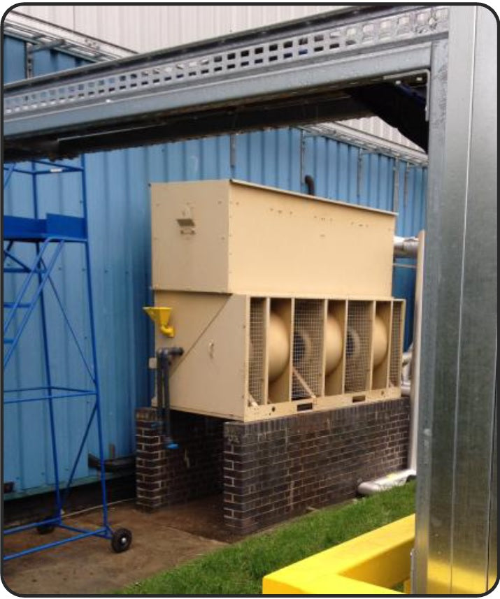 Measurement of chlorine dioxide and bromine used simultaneously in the disinfection of cooling system water