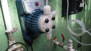 Metering pump Seko AKL 603 1GPH max @ 175 psi with PVDF liquid end  ( AKL603 ) - Yamatho Supply